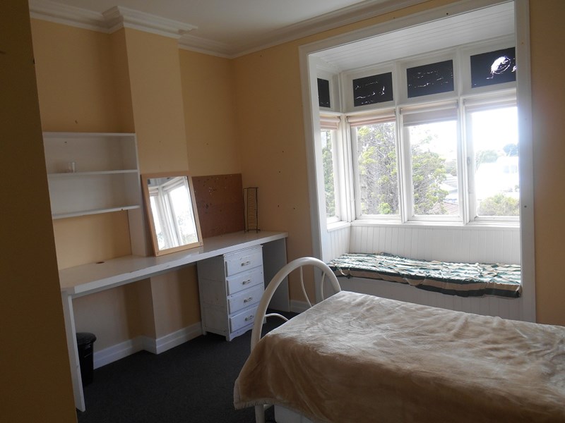 private home, bay road